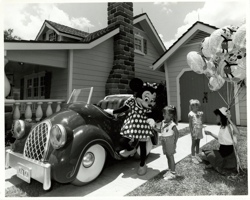 Disney Publicity Photo (1988): Minnie and Guests
